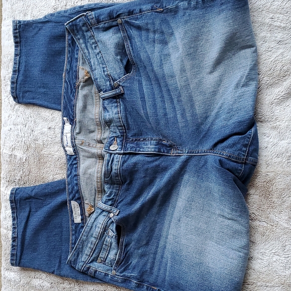 Torrid Ex Boyfriend Fit High Rise Distressed BlueJeans Size 24R Waist 45 Inches - Picture 5 of 7